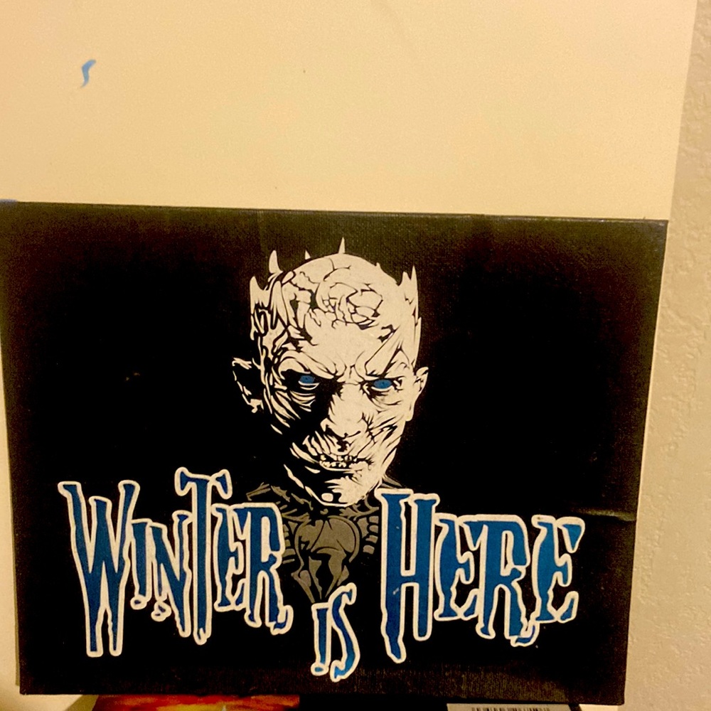 - Hand made small panel. Night king picture. Small crease (see pic) GOT